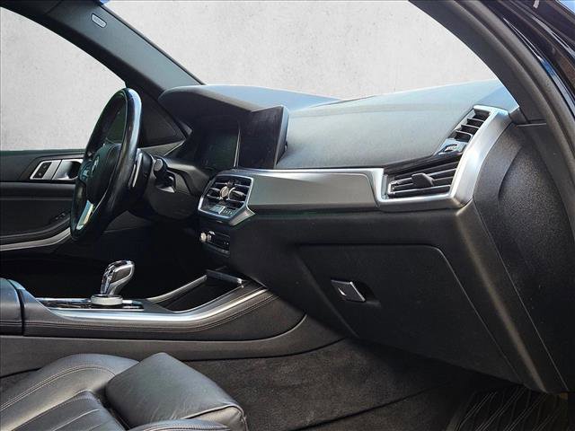 Used 2019 BMW X5 xDrive40i w/ Convenience Package AWD/4WD image 18