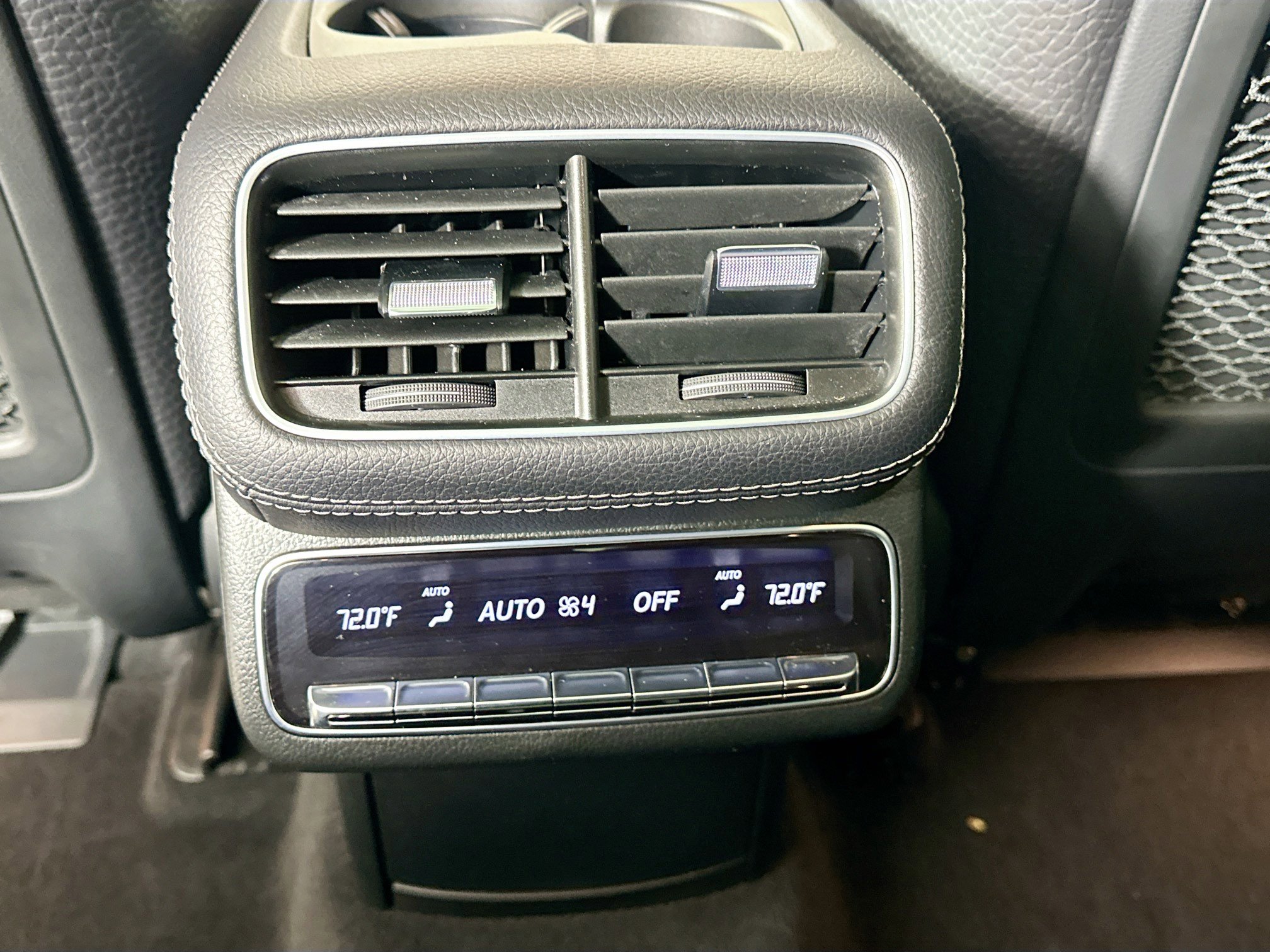 Used 2022 Mercedes-Benz GLS 450 4MATIC image 34