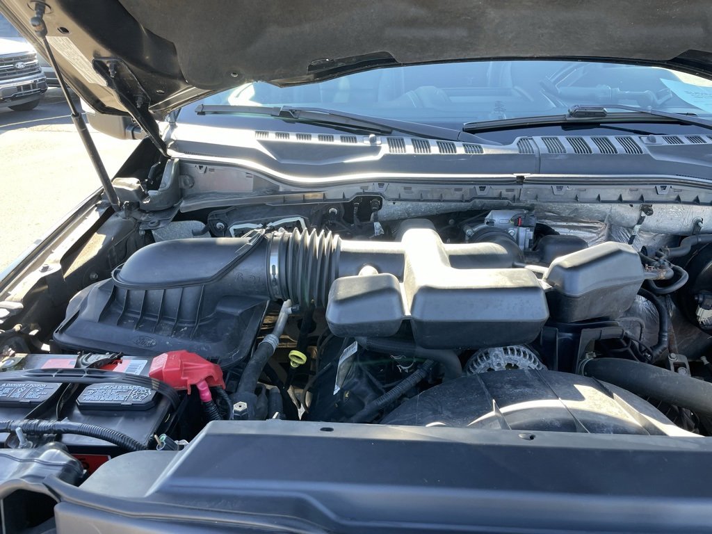 Used 2017 Ford F250 Lariat w/ Snow Plow Prep Package image 40