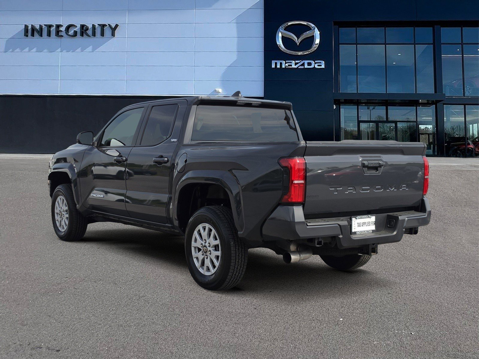 Used 2025 Toyota Tacoma SR5 RWD image 4