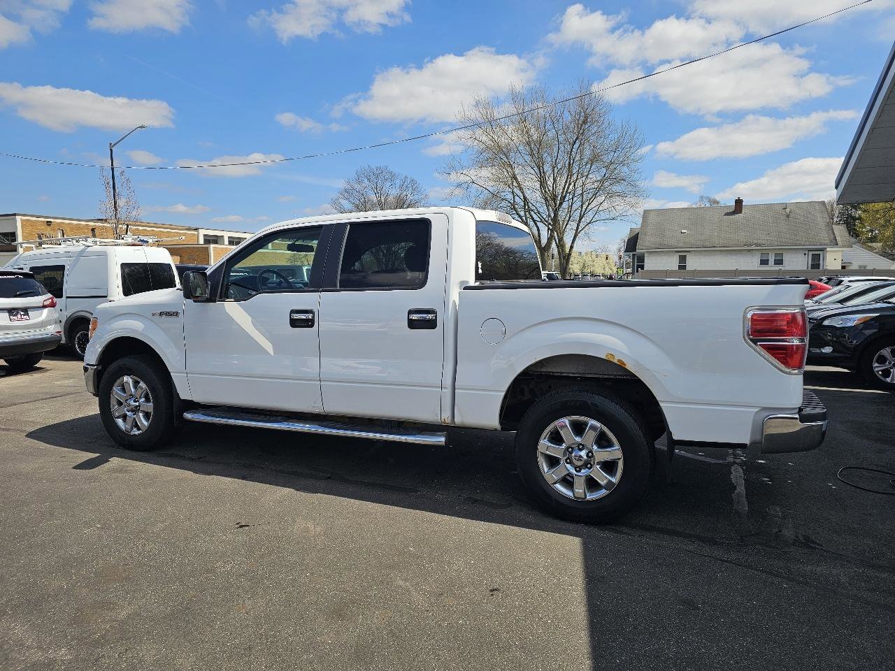 Used 2013 Ford F150 XLT w/ XLT Chrome Pkg image 7