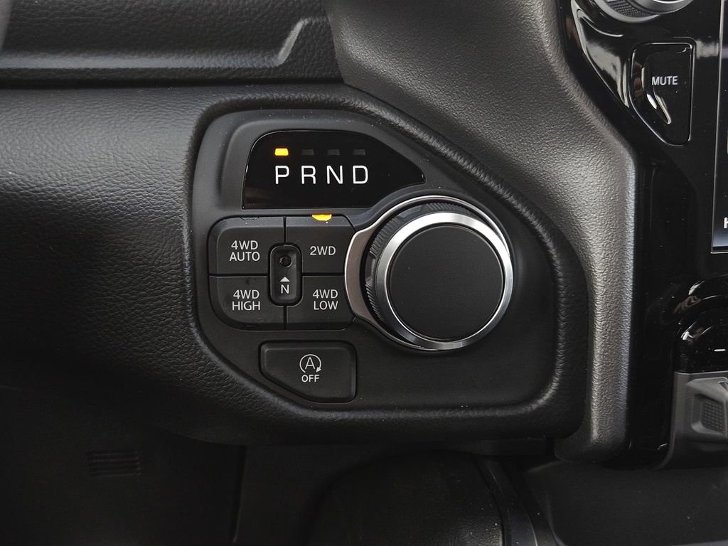 New 2026 RAM 1500 Lone Star AWD/4WD image 27