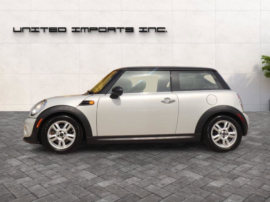 Used 2013 MINI Cooper Hardtop image 4