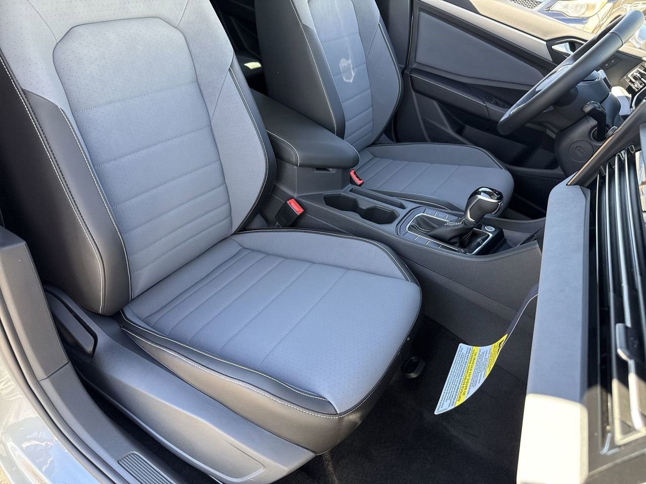 New 2026 Volkswagen Jetta SE image 7