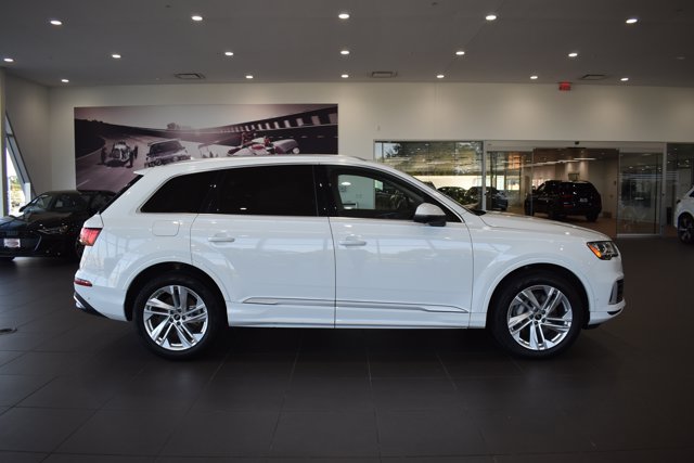 Used 2023 Audi Q7 3.0T Premium Plus AWD/4WD image 8