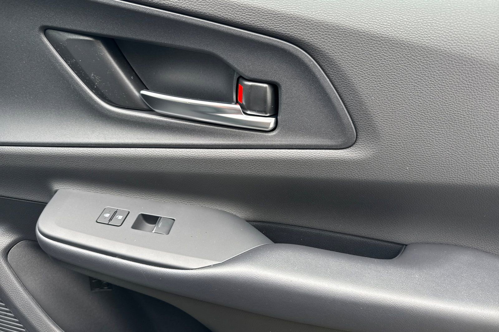 New 2026 Toyota Prius Plug-In Hybrid FWD image 19