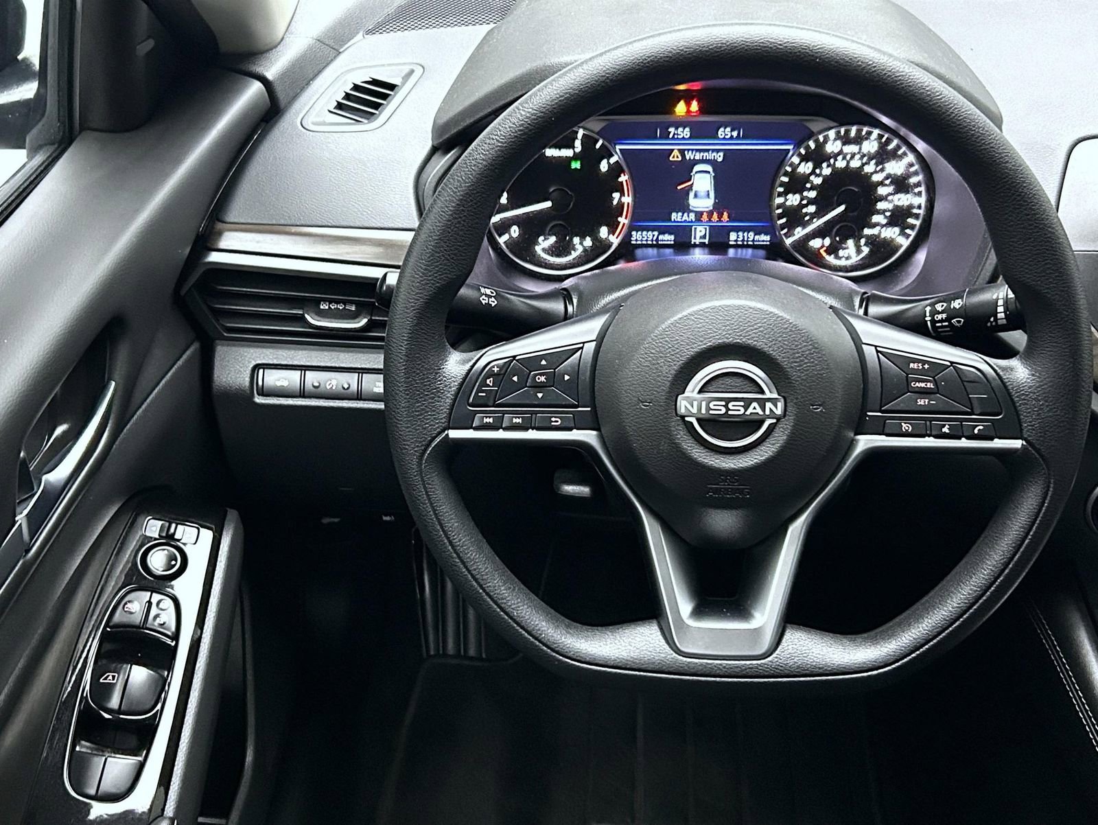 Used 2023 Nissan Altima 2.5 SV AWD/4WD image 12