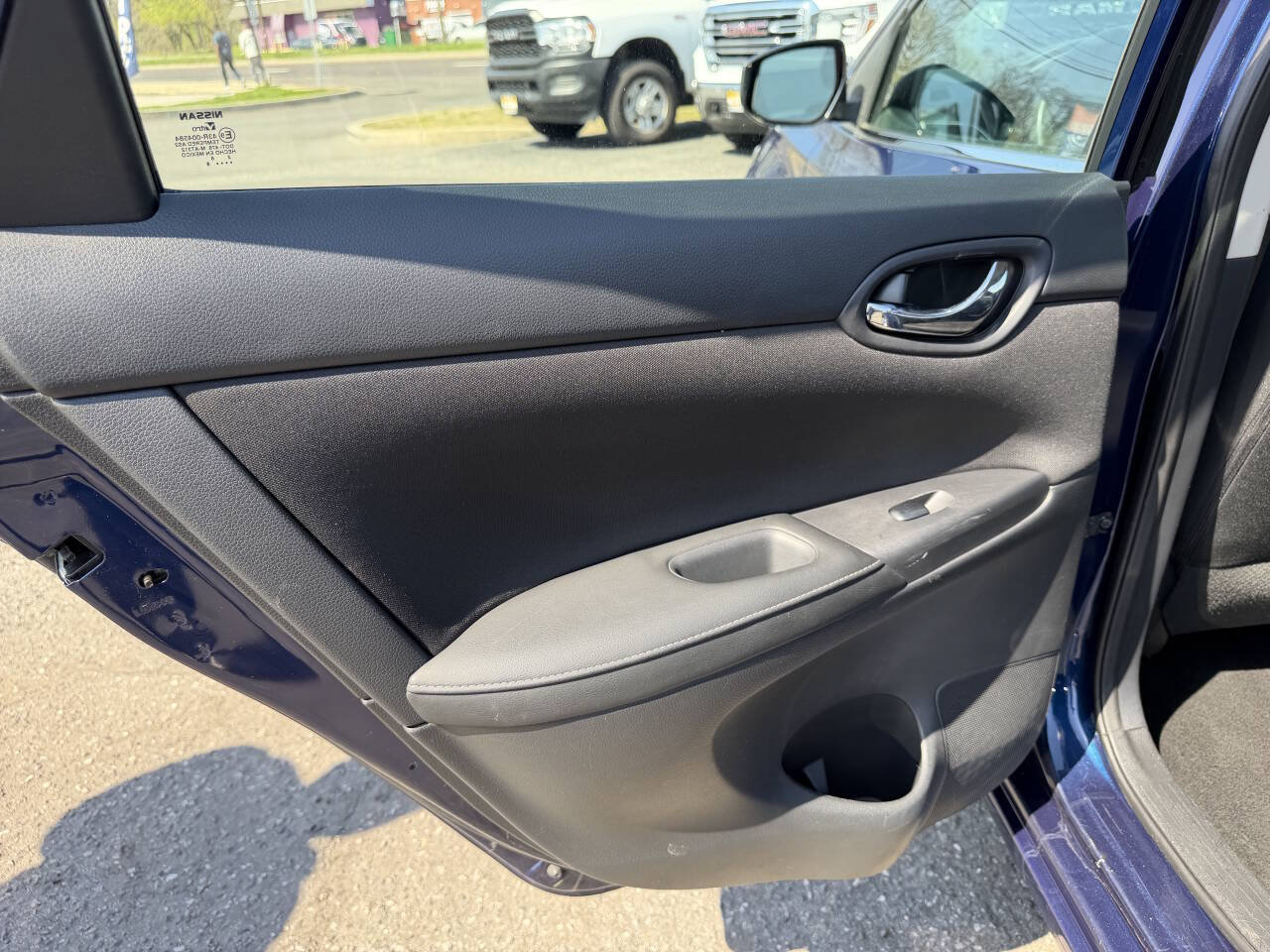 Used 2018 Nissan Sentra S FWD image 8