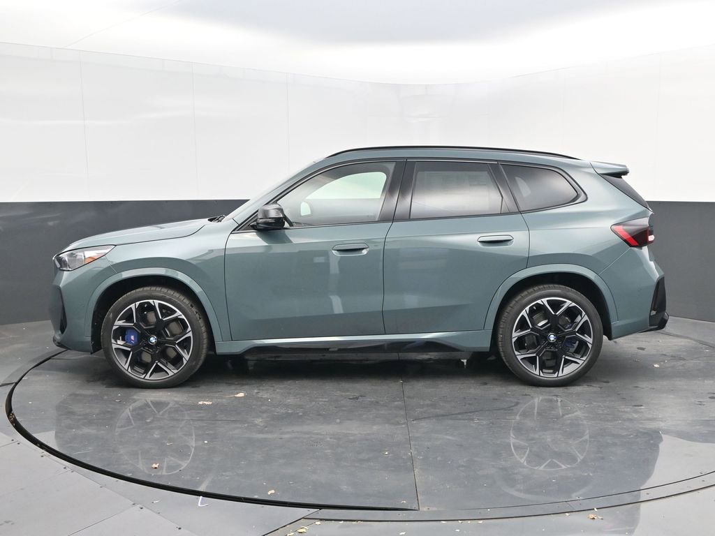 Certified 2025 BMW X1 M35i w/ Premium Package image 2