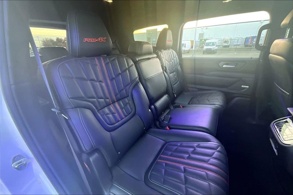 Used 2025 Nissan Armada PRO-4X w/ Pro-4X Premium Package image 35