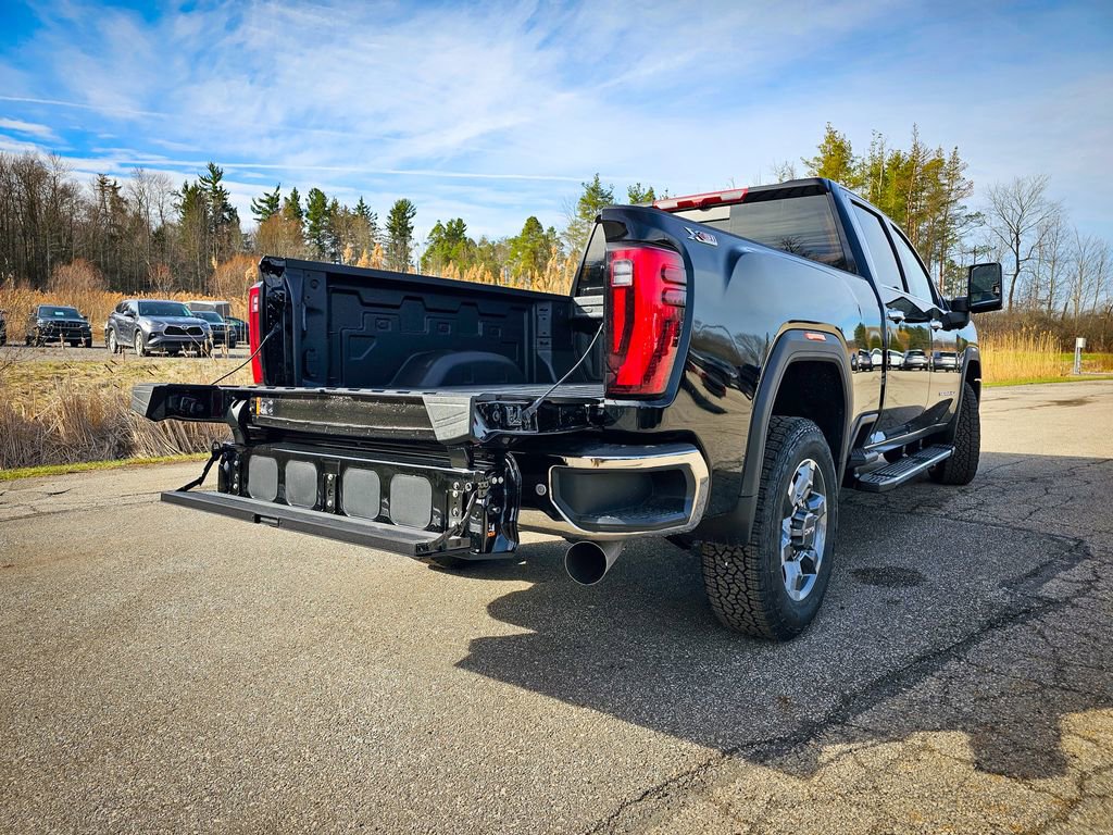 New 2026 GMC Sierra 2500 SLT w/ Max Trailering Package image 4