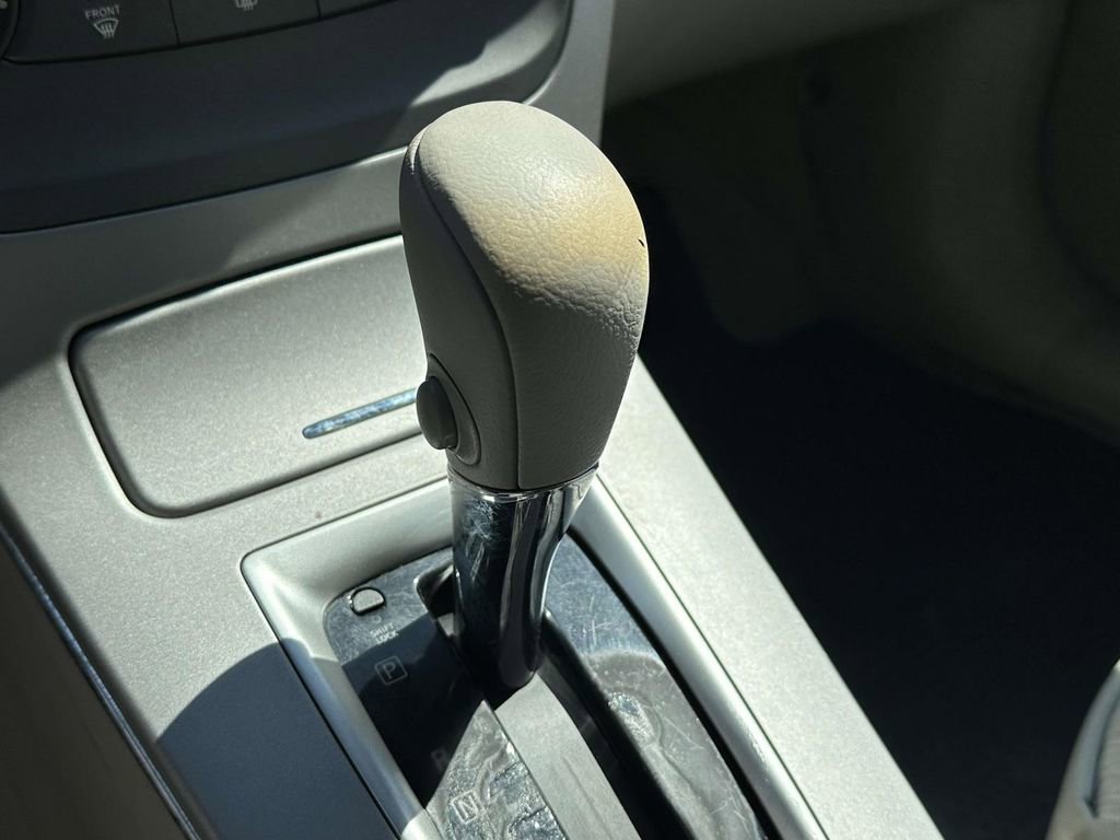 Used 2014 Nissan Sentra SV w/ SV Driver Package image 26