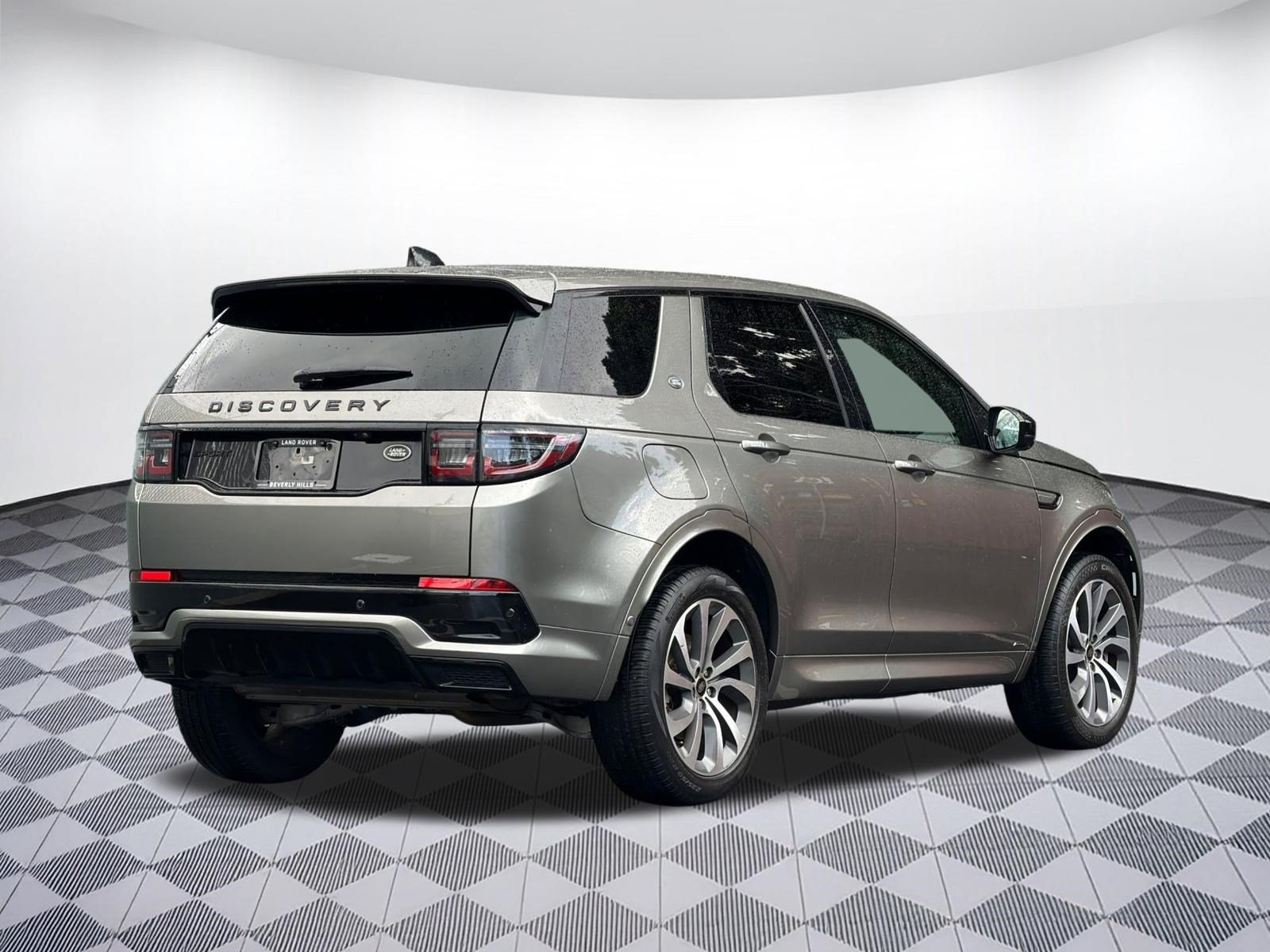 Used 2021 Land Rover Discovery Sport S R-Dynamic AWD/4WD image 9