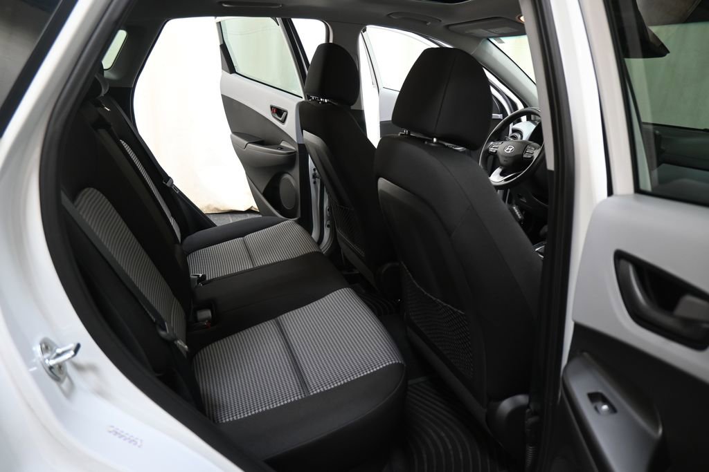 Used 2020 Hyundai Kona SEL Plus AWD/4WD image 14