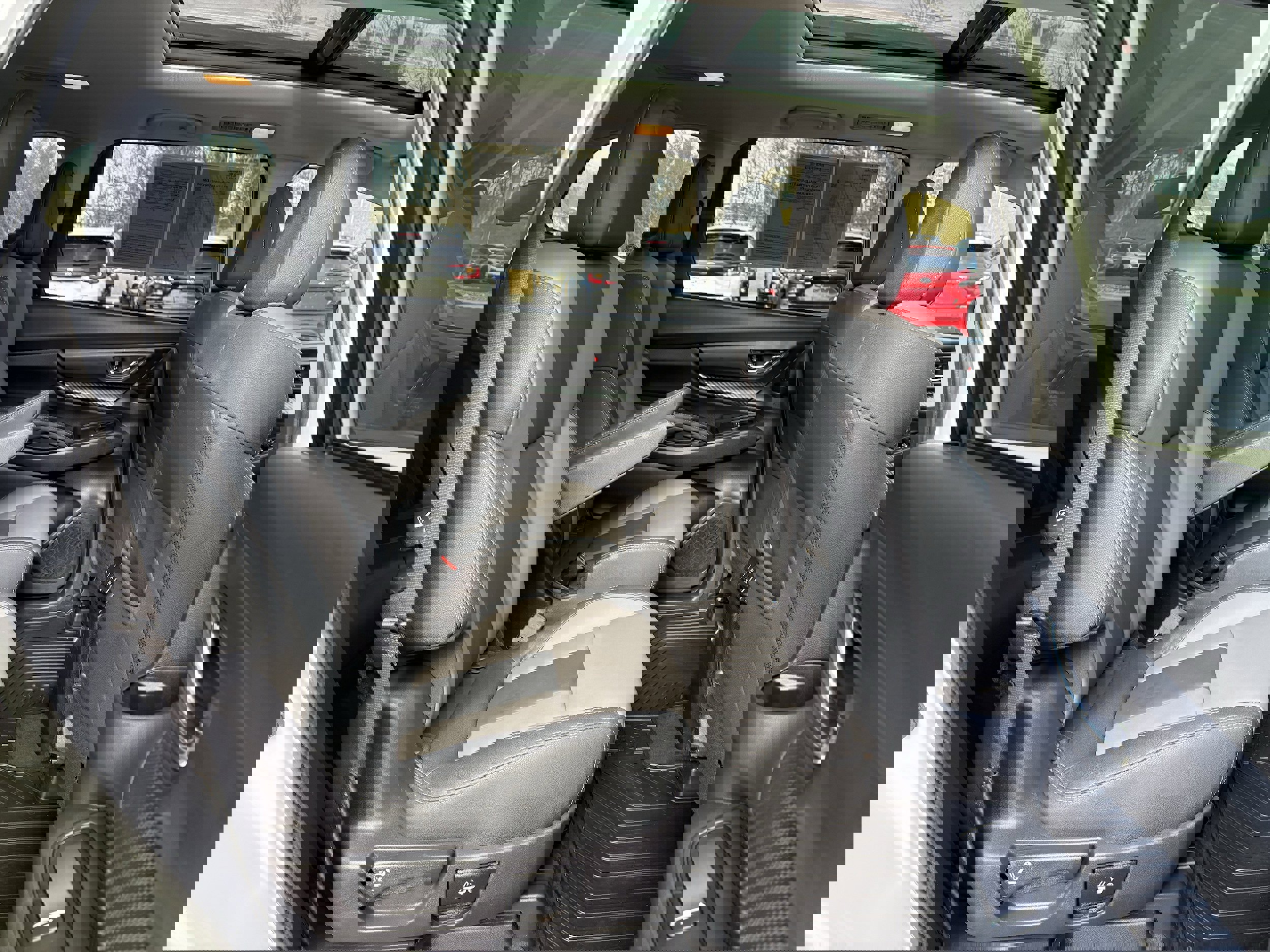 Used 2022 Subaru Ascent Onyx Edition image 32