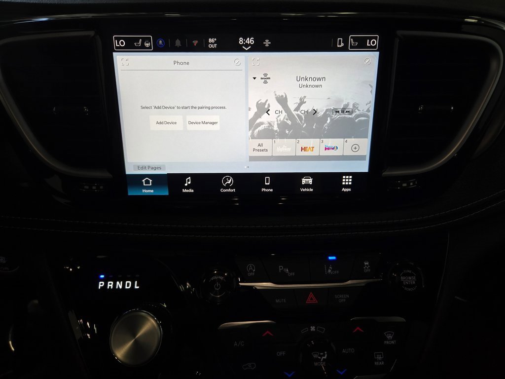 New 2025 Chrysler Pacifica Select image 15