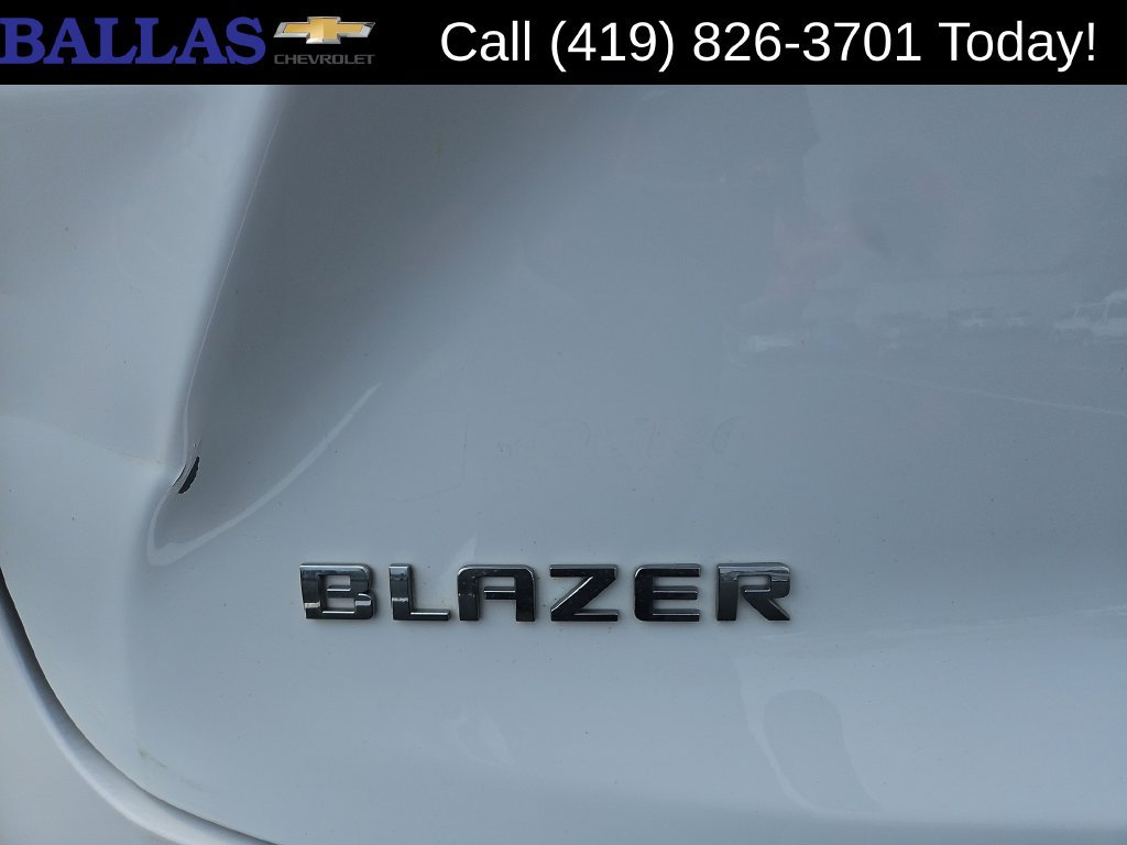 Certified 2024 Chevrolet Blazer LT w/ Convenience Package FWD image 32