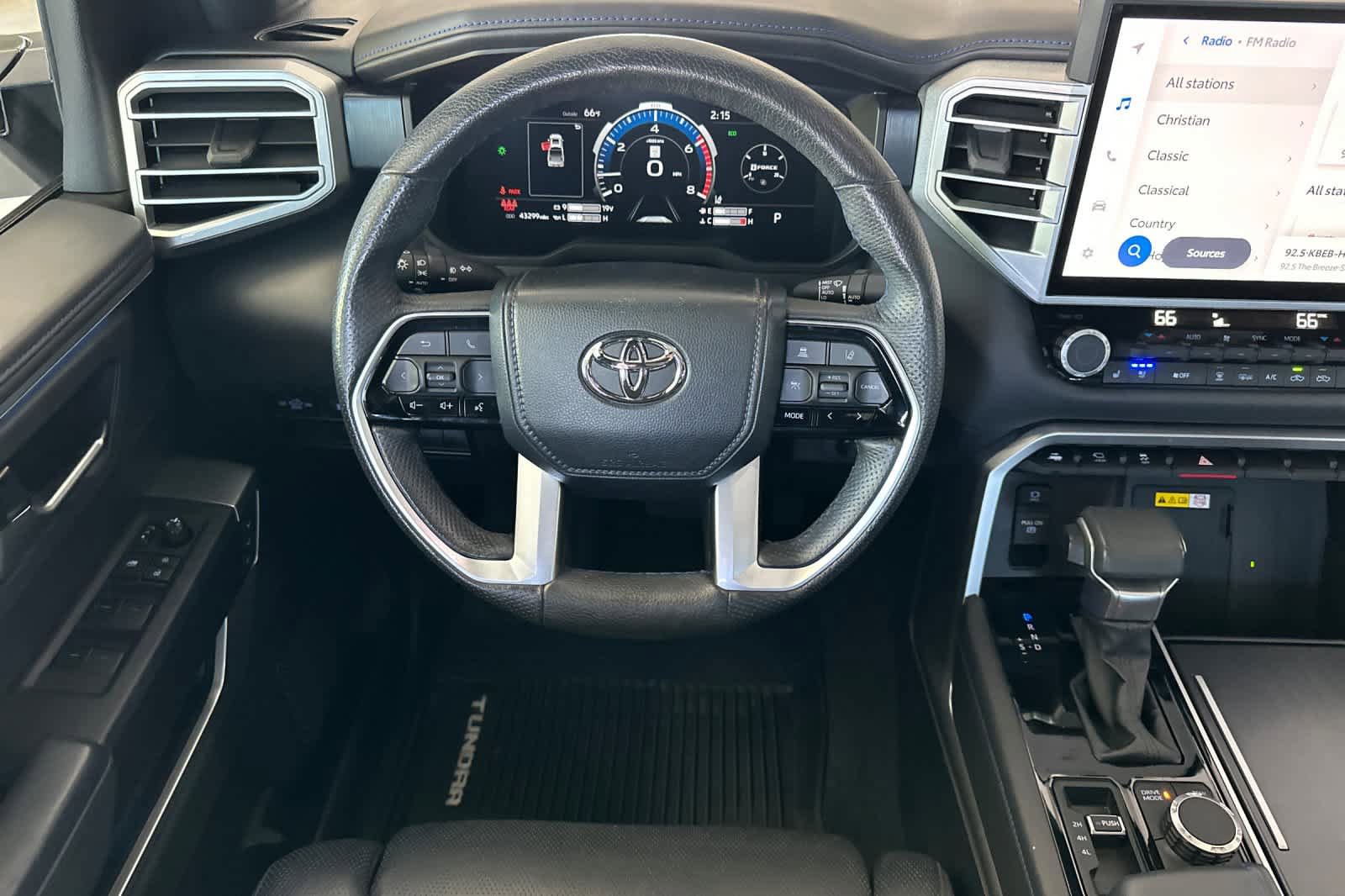 Used 2023 Toyota Tundra Platinum AWD/4WD image 15