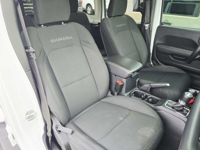 Used 2020 Jeep Wrangler Unlimited Sahara AWD/4WD image 14