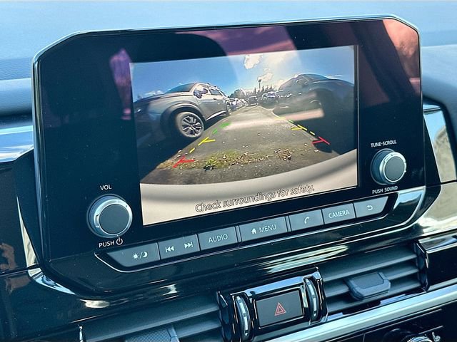 New 2025 Nissan Pathfinder SV image 13