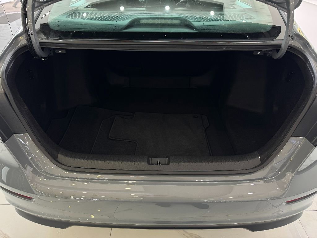 Used 2025 Honda Accord Sport image 25