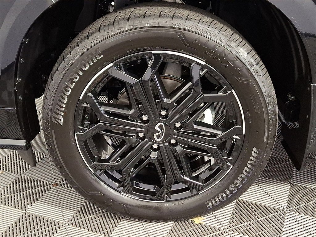 New 2026 INFINITI QX80 4WD w/ Sport Exterior Package image 10