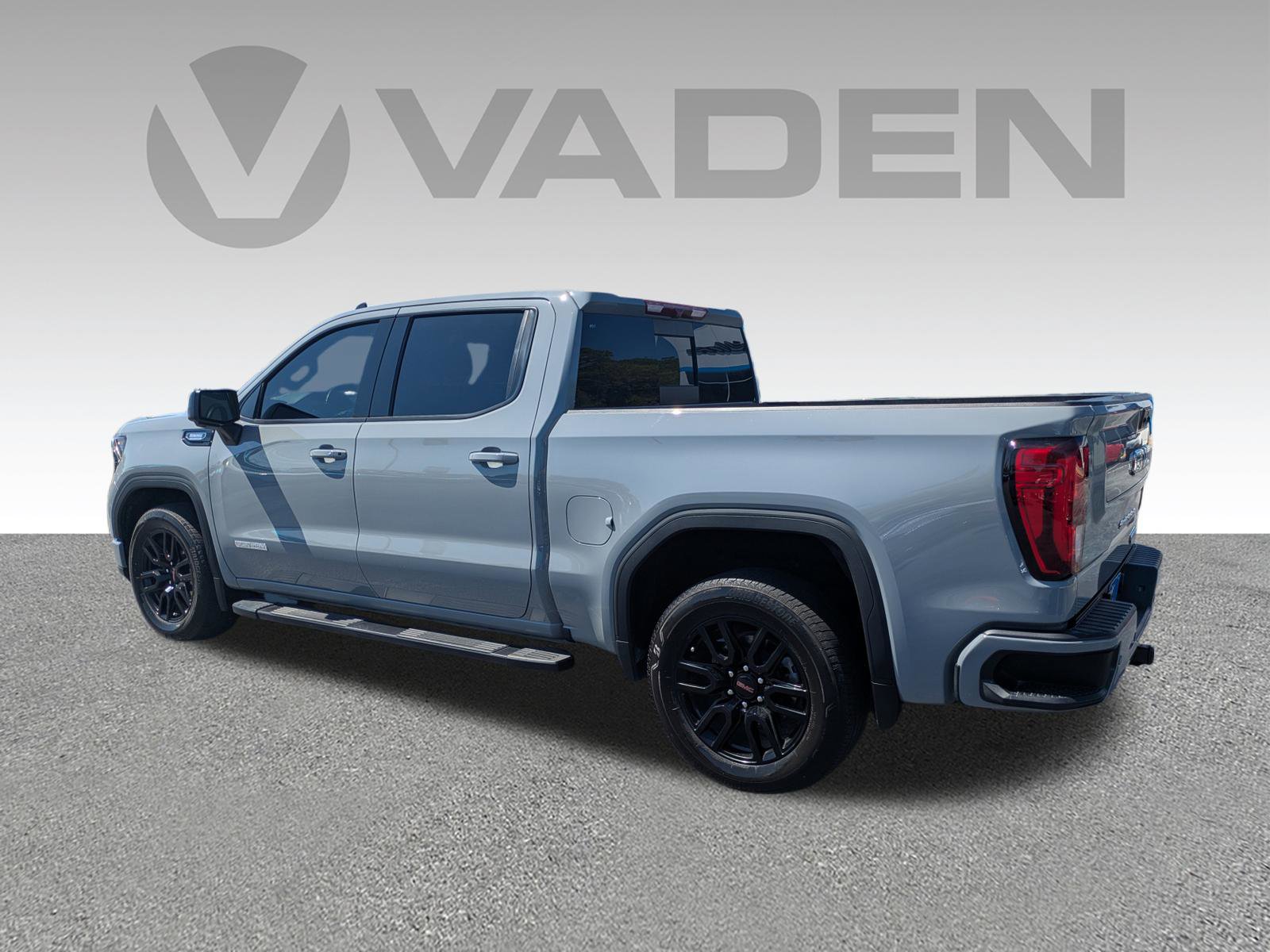 Used 2024 GMC Sierra 1500 Elevation w/ Elevation Premium Package image 24