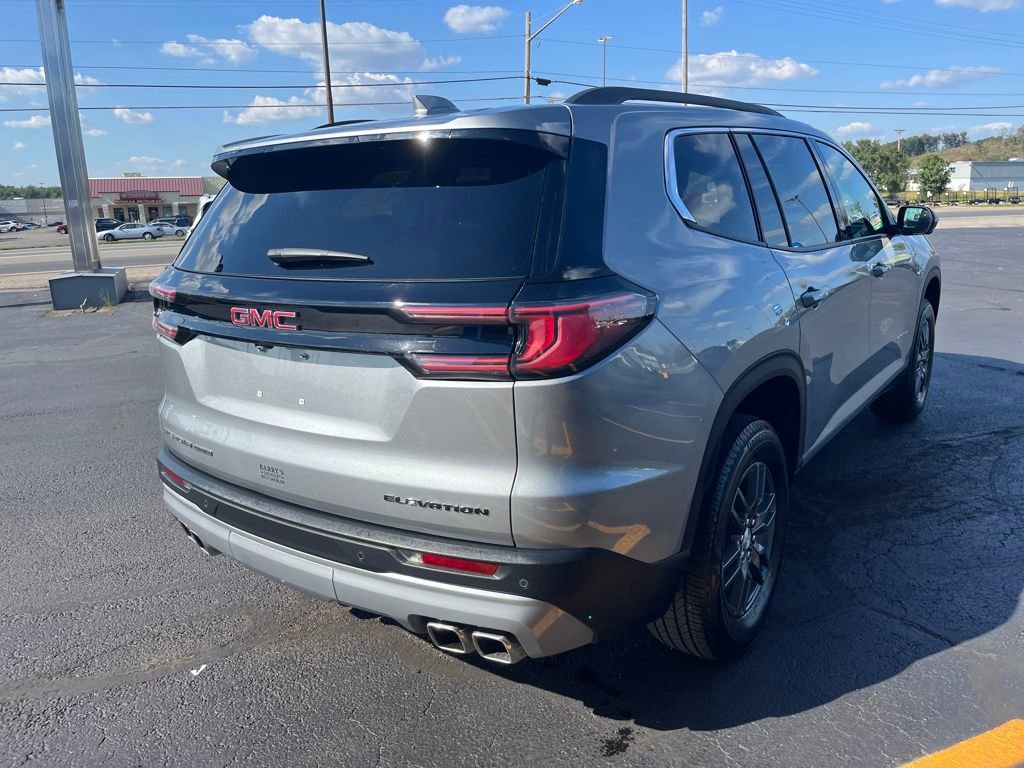 Used 2025 GMC Acadia Elevation image 5