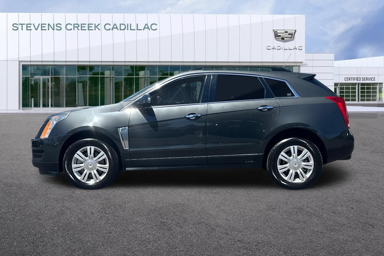 Used 2016 Cadillac SRX FWD image 6