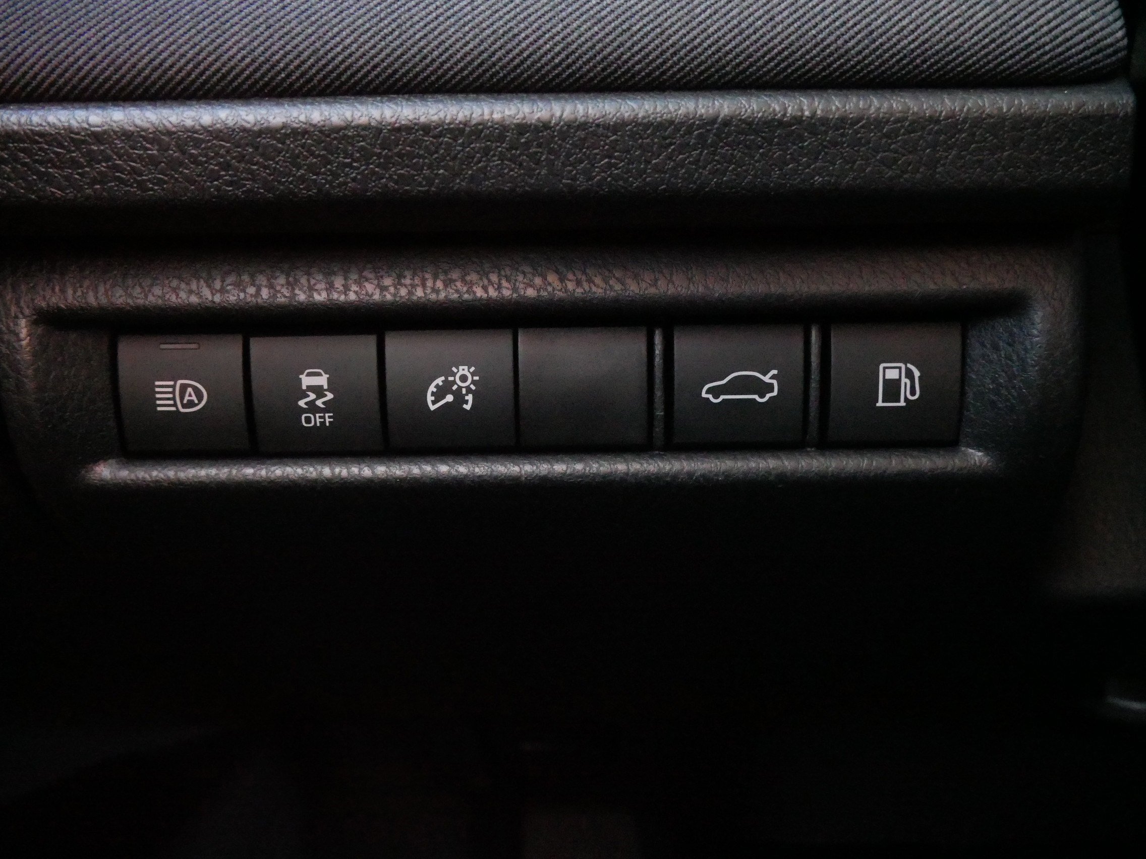 Certified 2025 Toyota Camry LE image 27