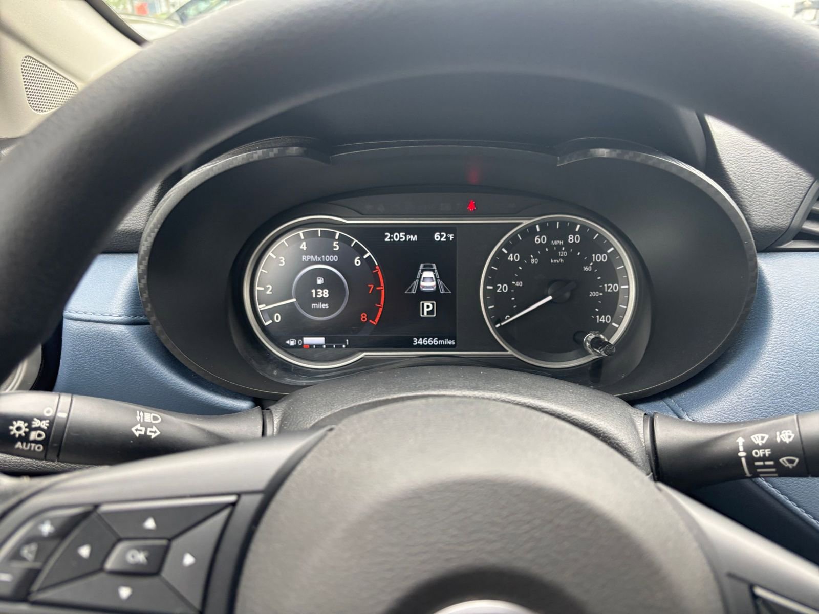 Used 2025 Nissan Versa SV FWD image 35