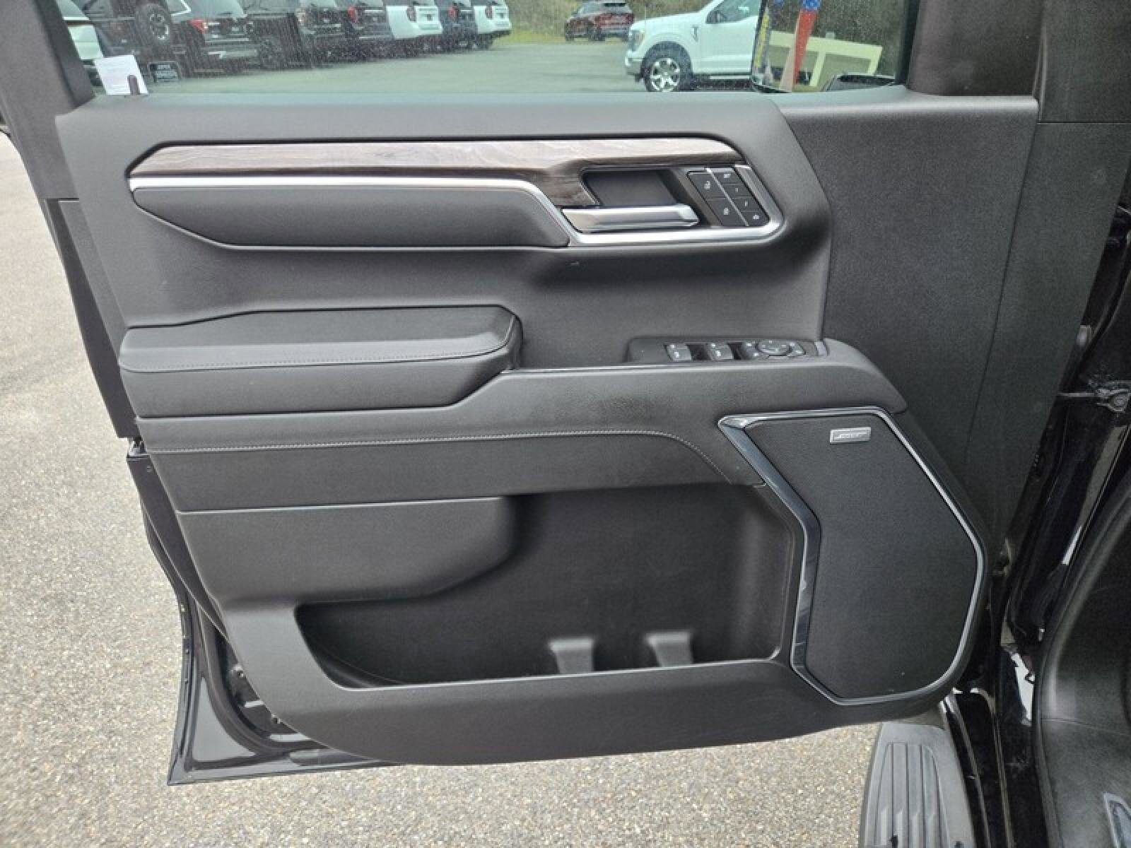 Used 2023 Chevrolet Silverado 1500 LTZ w/ LTZ Premium Texas Edition image 21