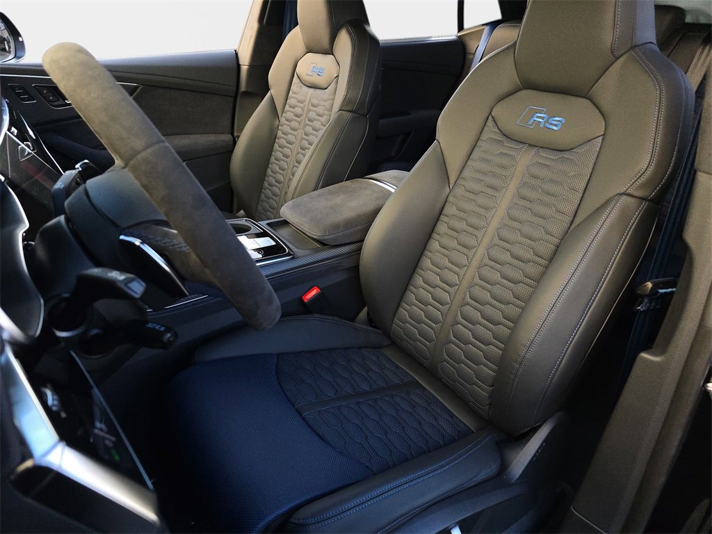 New 2026 Audi RS Q8 performance image 16