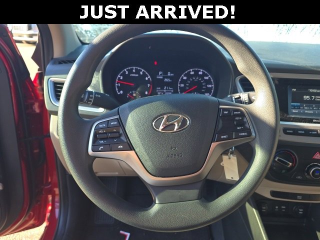 Certified 2022 Hyundai Accent SE image 9