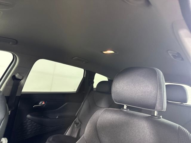 Used 2019 Hyundai Santa Fe SE FWD image 12