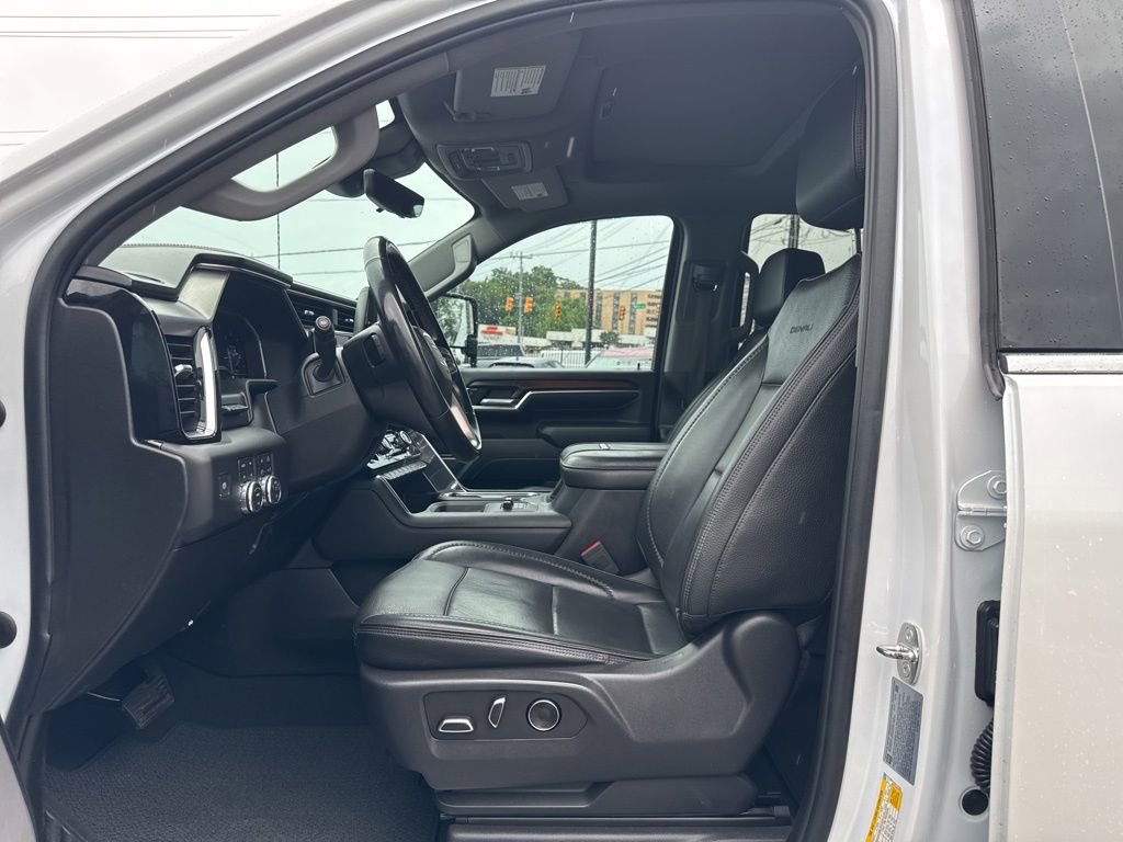 Used 2024 GMC Sierra 2500 Denali w/ Denali Reserve Package AWD/4WD image 13