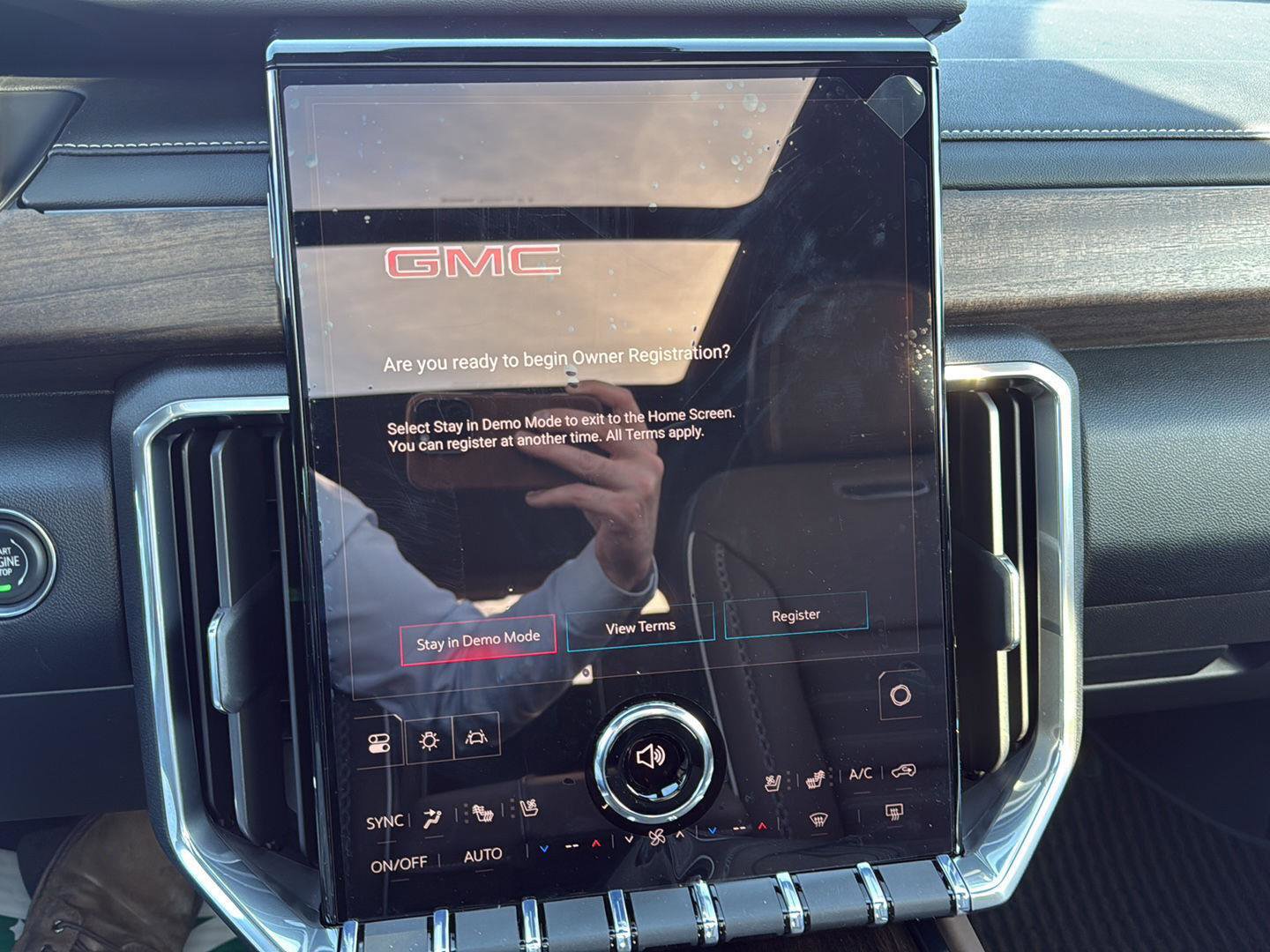 New 2026 GMC Acadia Denali Ultimate image 36