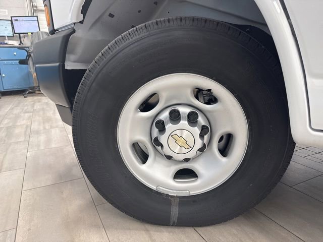 New 2026 Chevrolet Express 3500 Extended w/ Driver Convenience Package RWD image 7