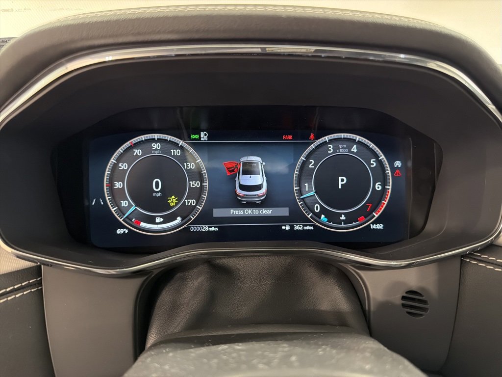 New 2026 Jaguar F-PACE R-Dynamic S image 15