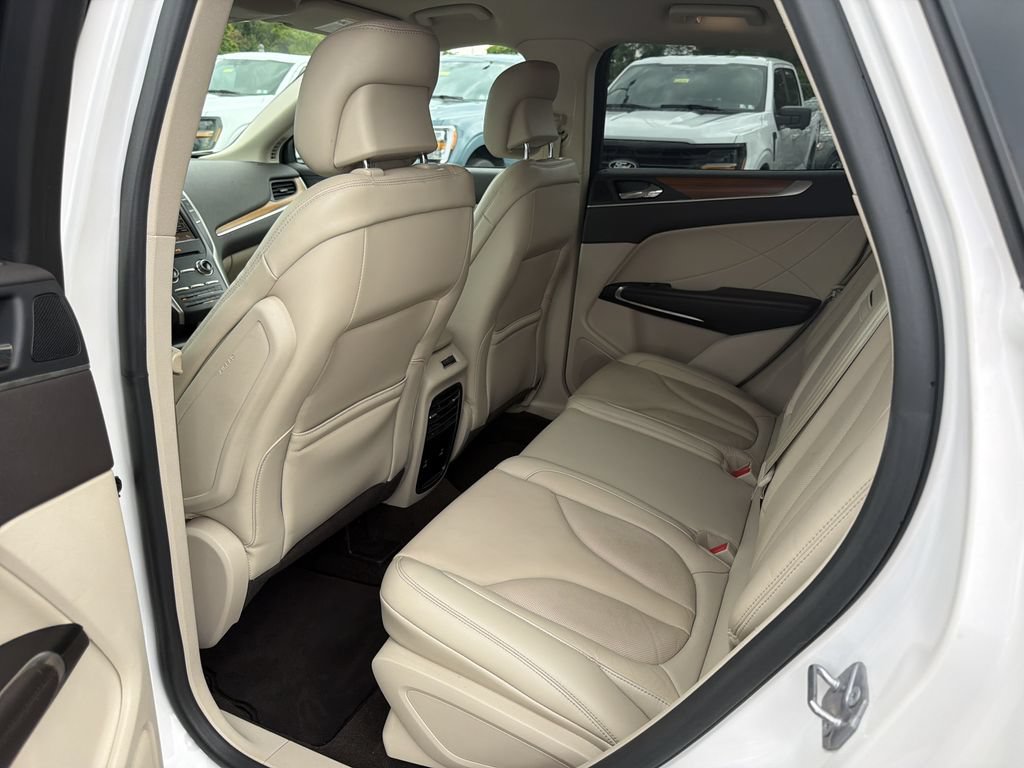 Used 2019 Lincoln MKC Select w/ MKC Climate Package AWD/4WD image 13