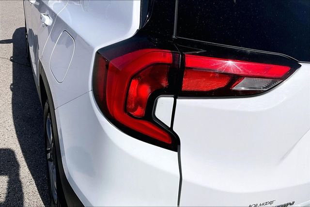 Used 2021 GMC Terrain SLT image 30