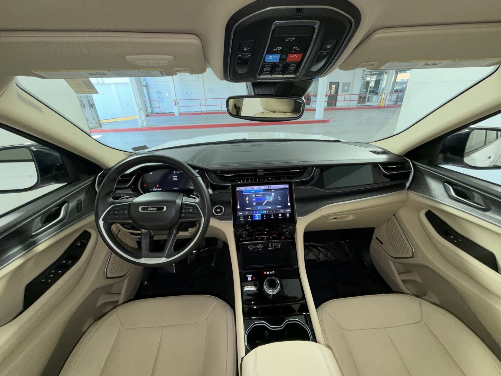 Used 2022 Jeep Grand Cherokee L Limited image 23