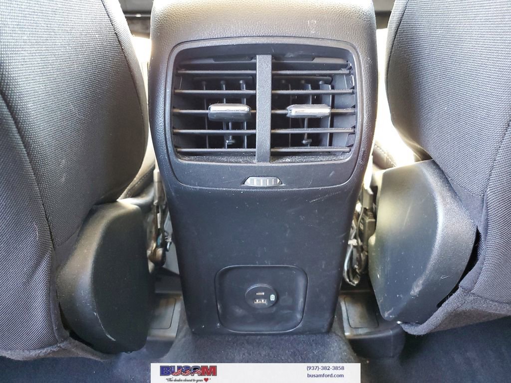 Certified 2020 Ford Escape SE image 11