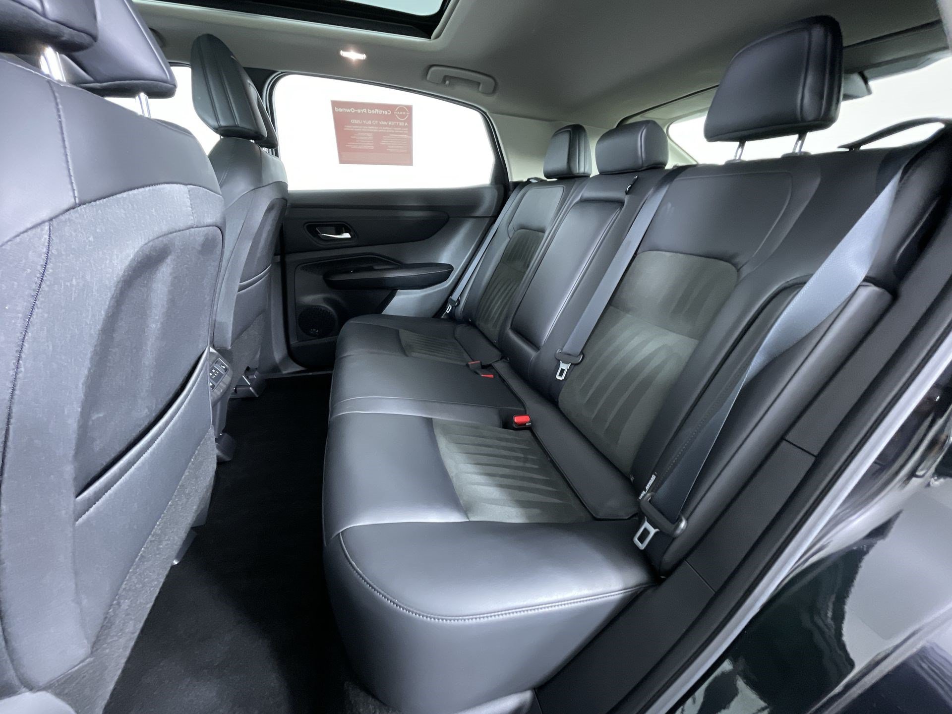 Certified 2024 Nissan Ariya AWD image 23