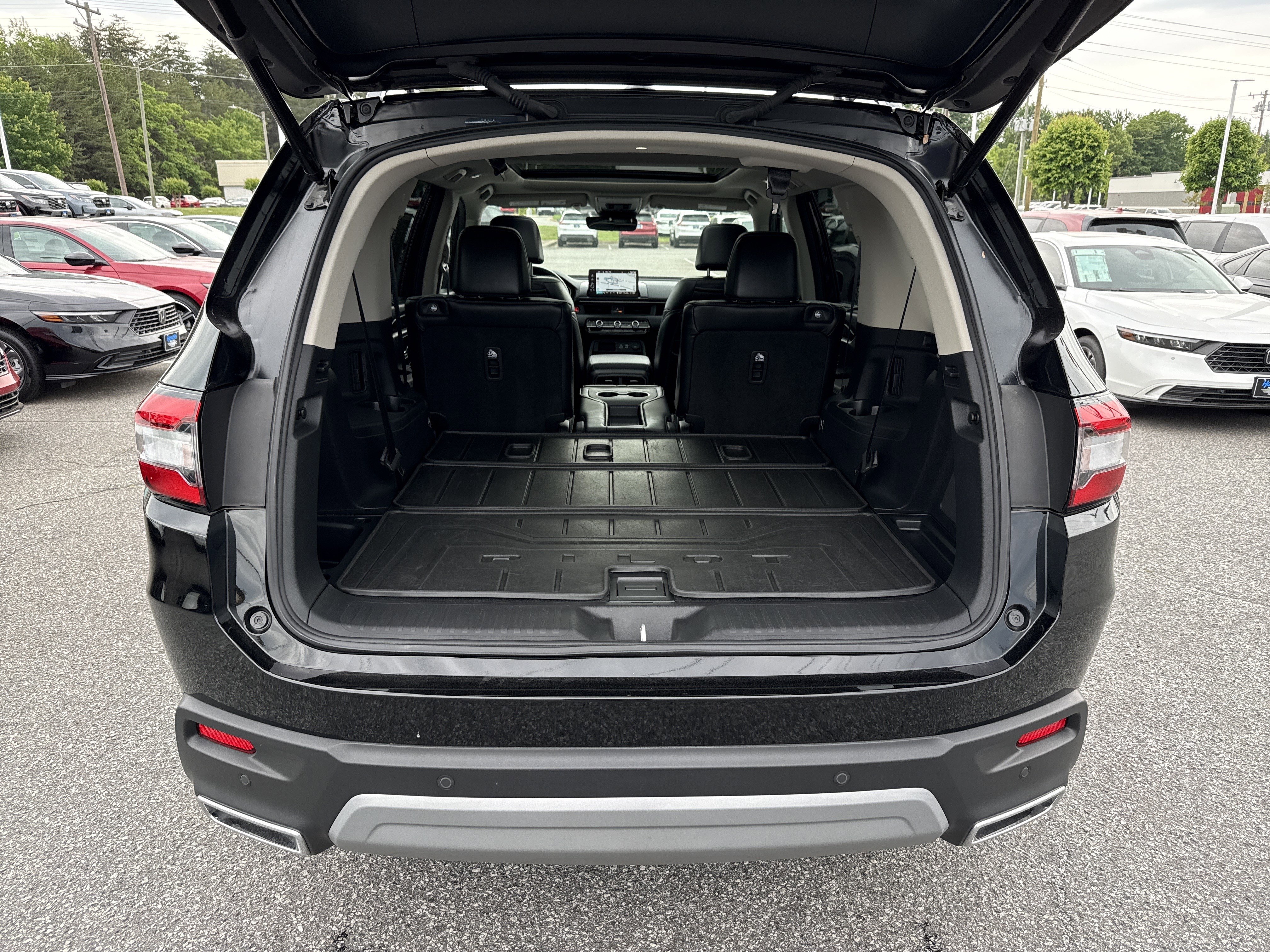 Certified 2023 Honda Pilot Elite image 33