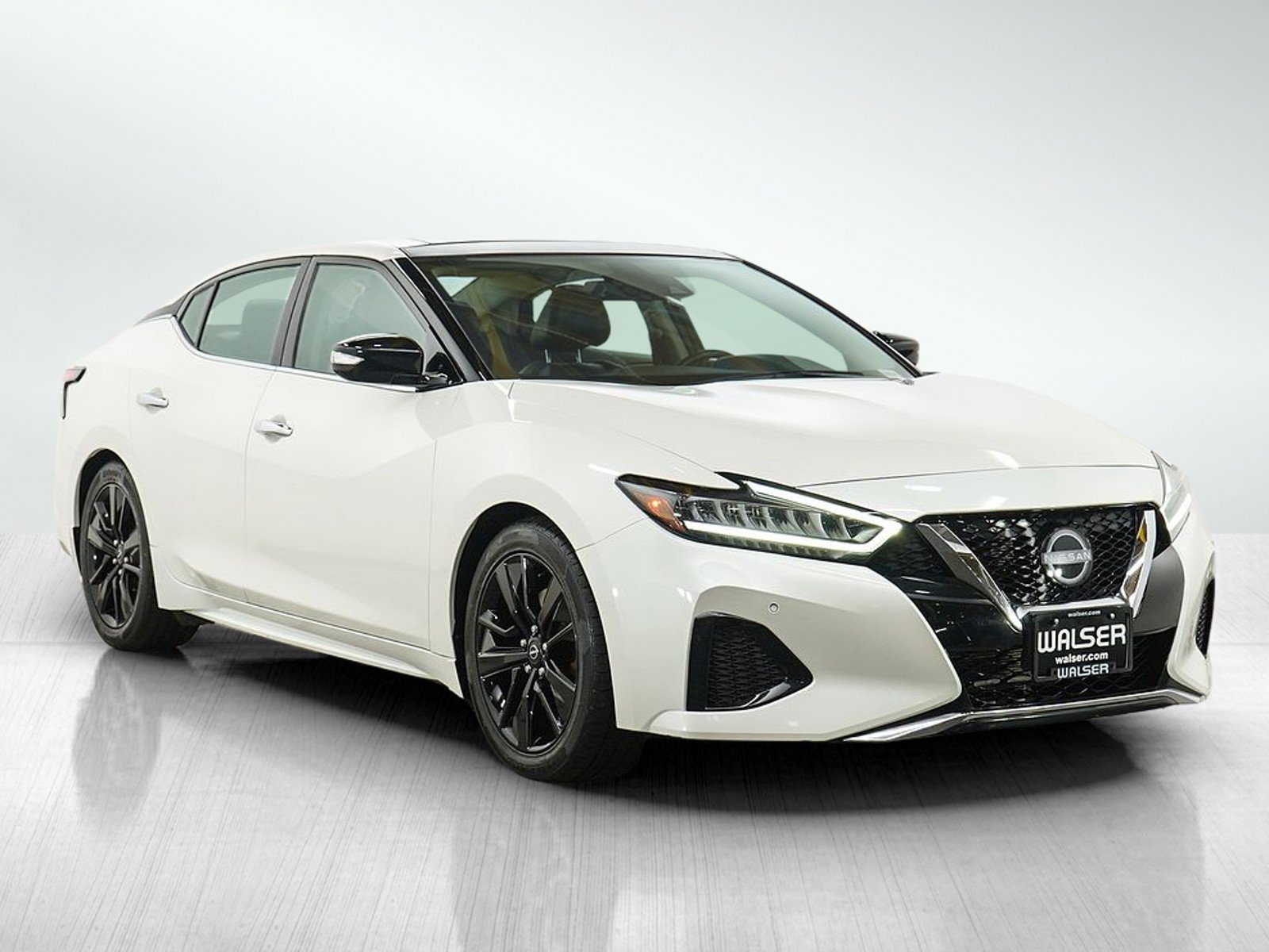 Used 2023 Nissan Maxima SL FWD image 7