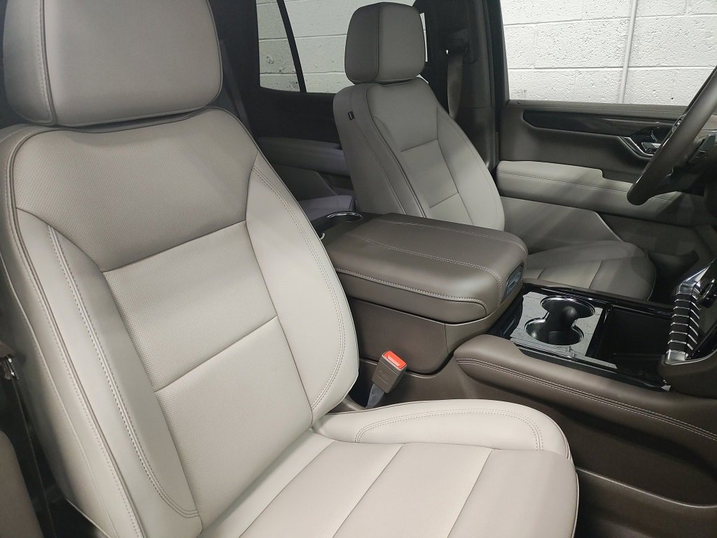New 2026 GMC Yukon Elevation image 10