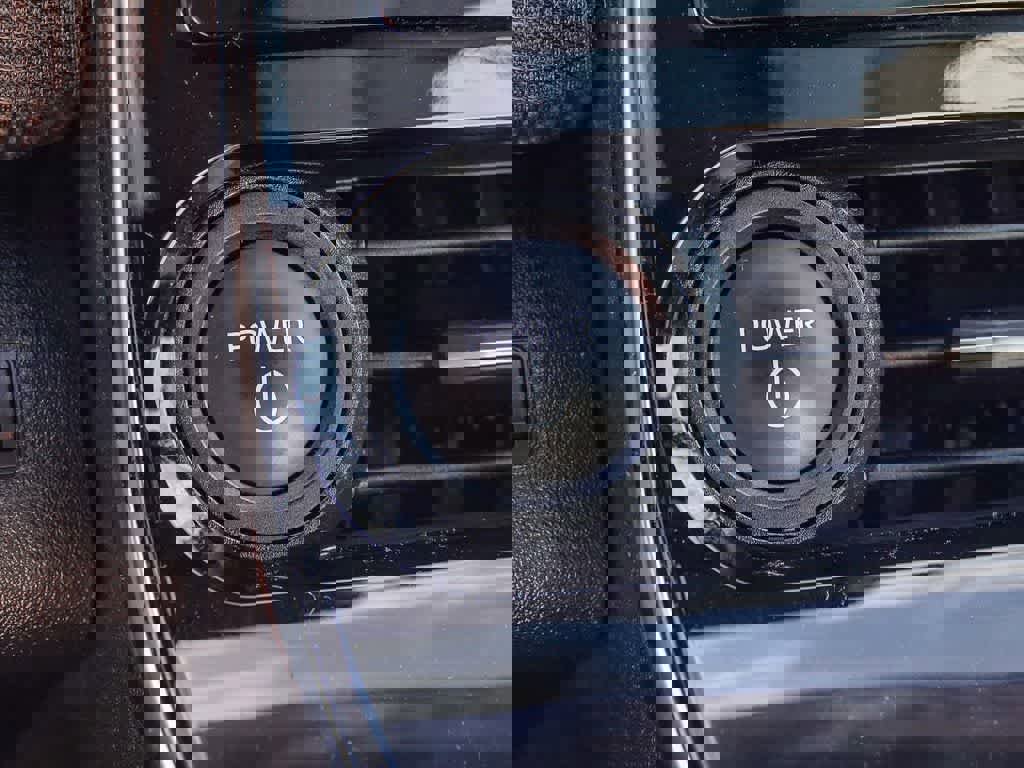 Used 2023 Subaru Solterra AWD image 22