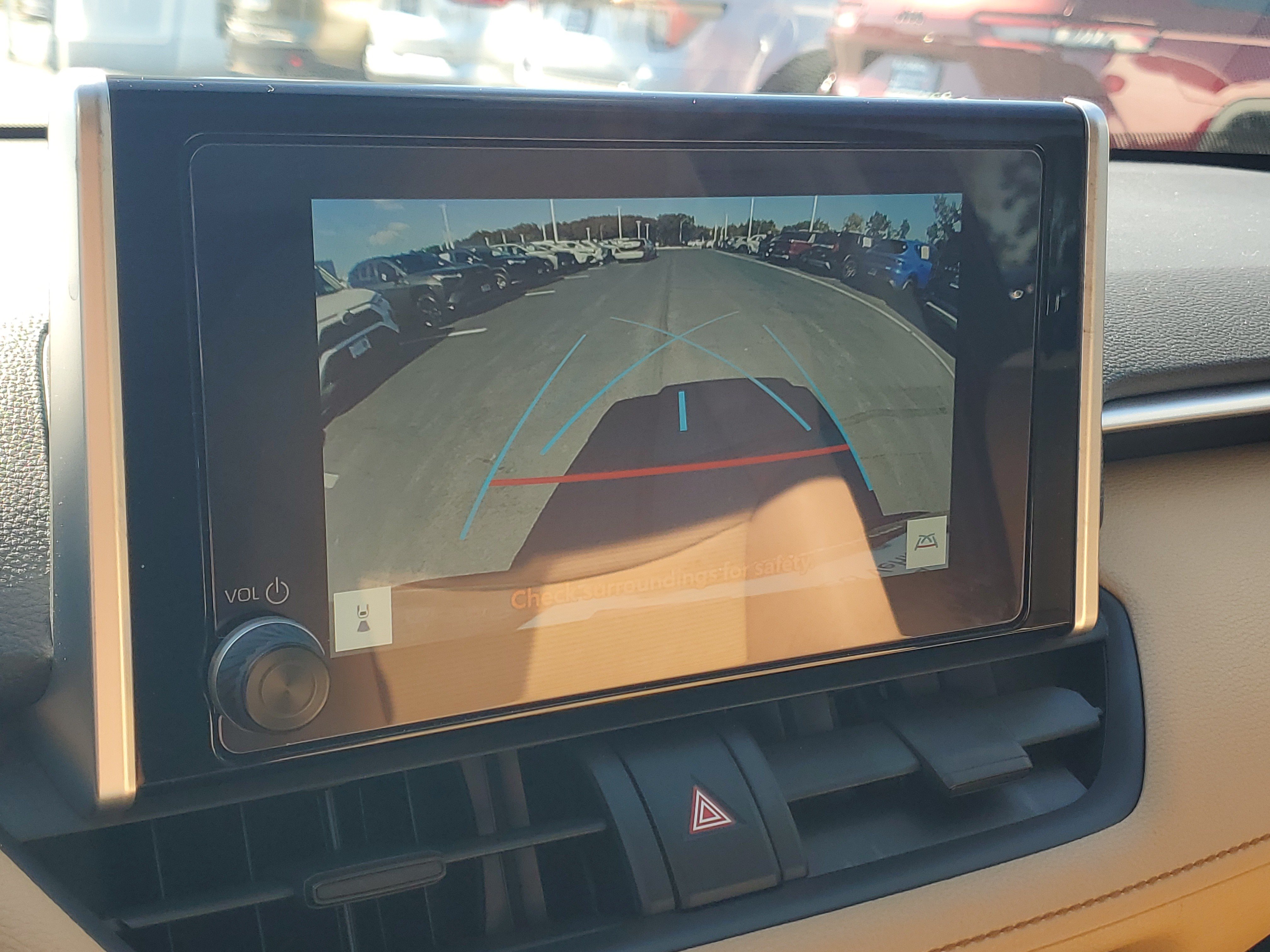Certified 2025 Toyota RAV4 LE AWD/4WD image 29