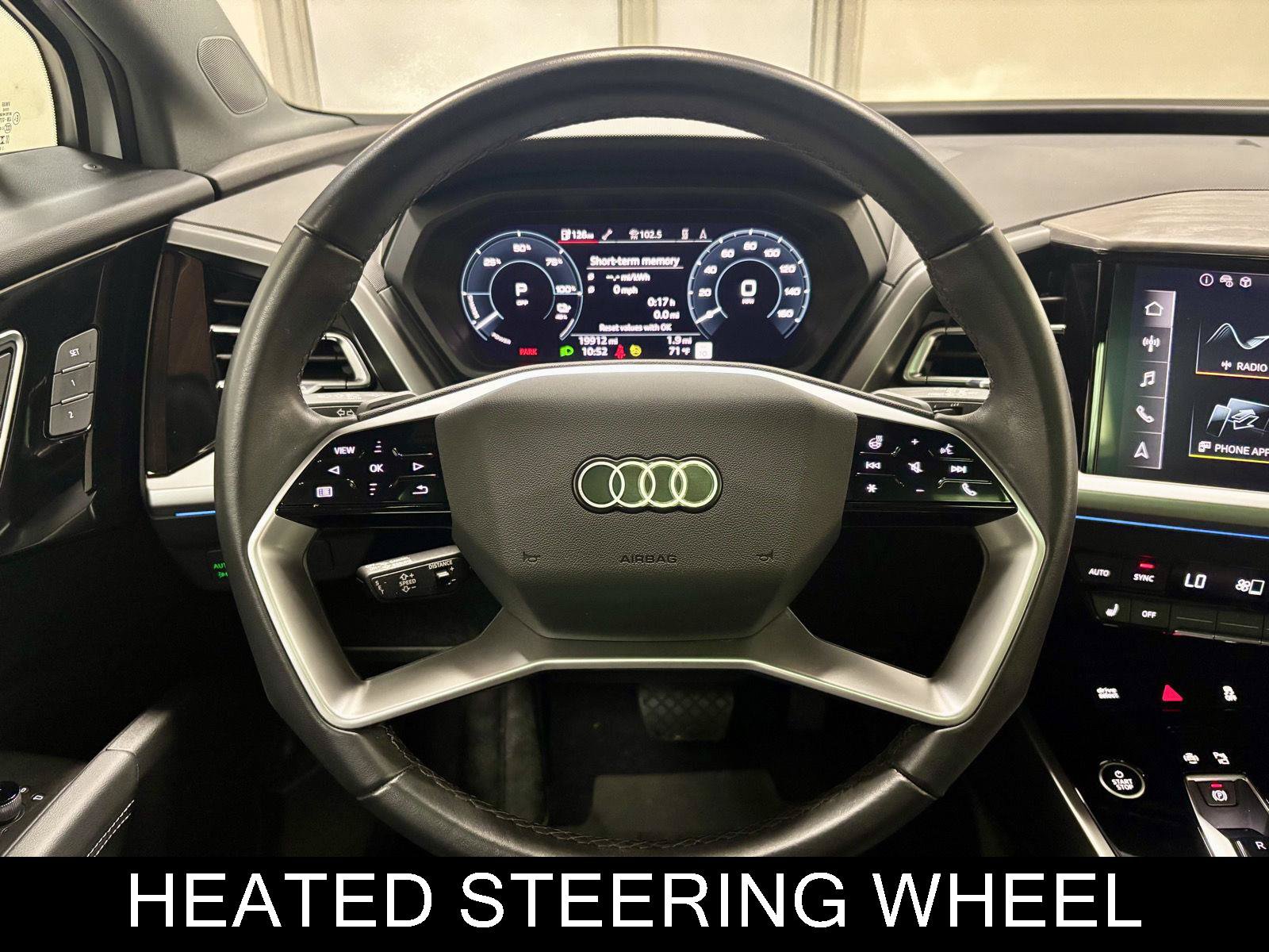 Used 2024 Audi Q4 e-tron Premium Plus w/ Premium Plus AWD/4WD image 25